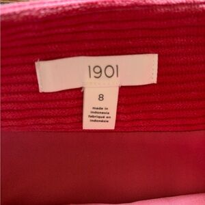 1902 women’s corduroy punk salmon mini with front pleat